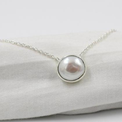 Lovely Coin Pearl Necklace,solid 925 Sterling..