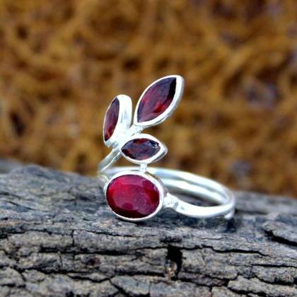 Stunning Faceted Gemstone Silver Ring,925 Sterling..