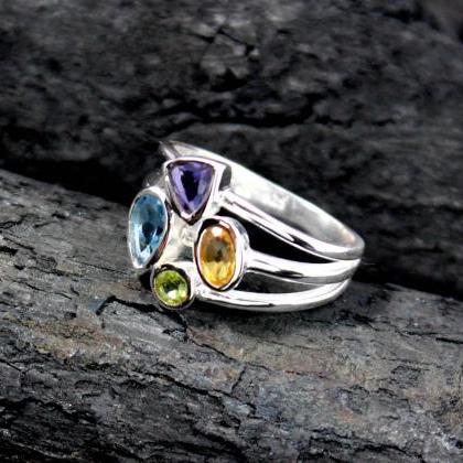 Lovely Vibrant Gemstones Ring,citrine Iolite..