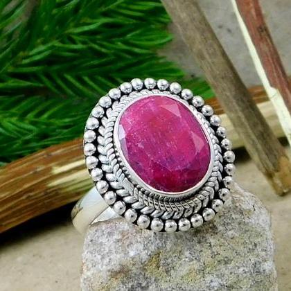 Exquisite Ruby Ring,solid 925 Sterling Silver..