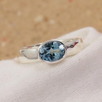 Handmade Sky Blue Topaz Solitaire Ring,solid 925..