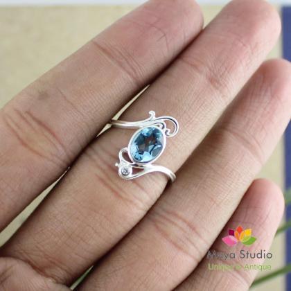 Funky Little Blue Topaz Ring,solid 925 Sterling..