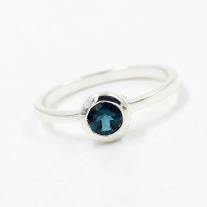 Classic London Blue Topaz Ring,solid 925 Sterling..