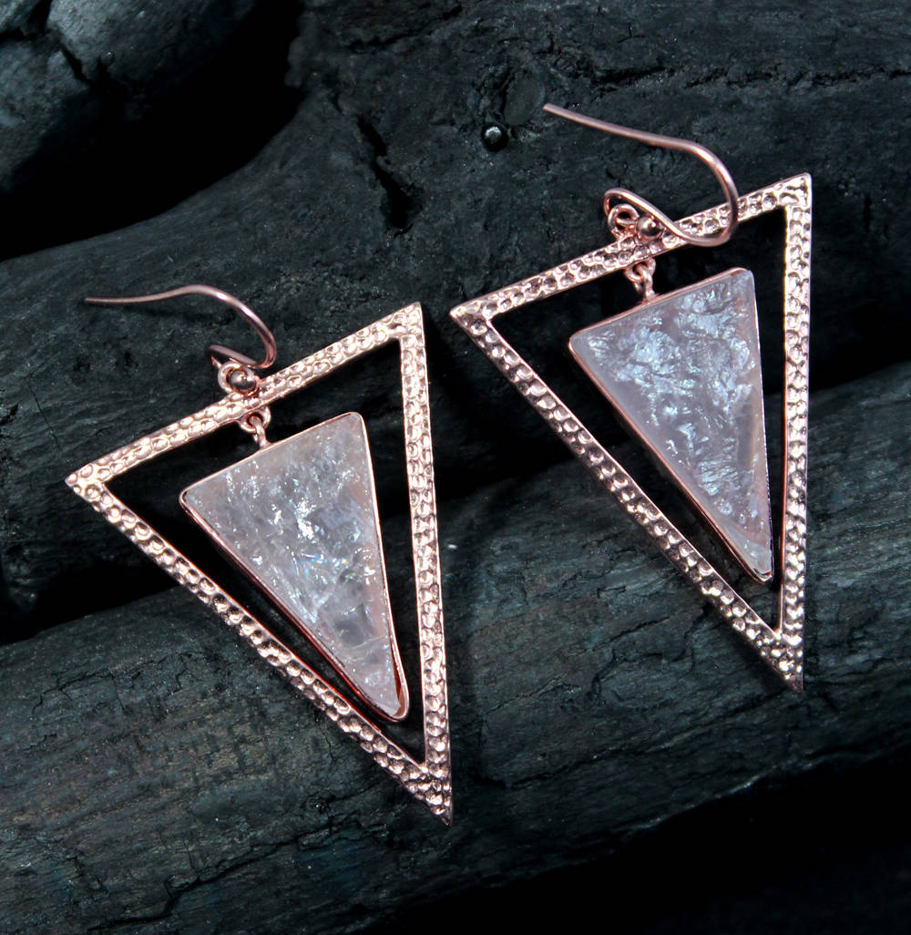 Rough Rose Quartz Earring Rose Gold Plated Earring Triangle Dangler 925 Sterling Silver Handmade Woman Jewelry Bride's Maid Jewelry